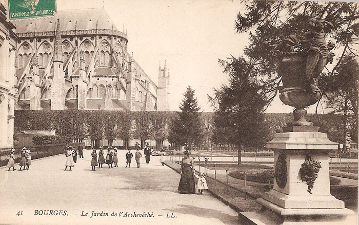 jardin de l'archevêché à Bourges