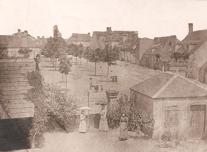 l'école d'Epineuil vue des greniers photo prise par Alain-Fournier